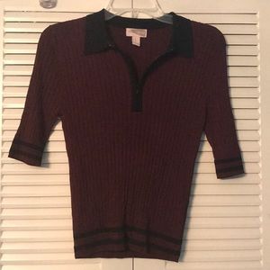 Maroon shirt with zipper ✨